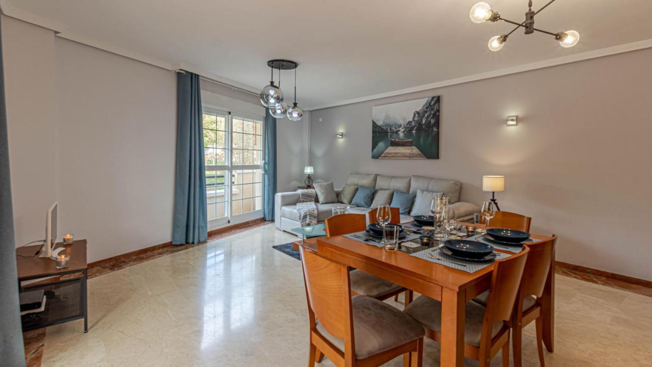797 Holiday Rentals- Piso Con Amplia Terraza A Solo 1 Min De La Playa Беналмадена Екстериор снимка