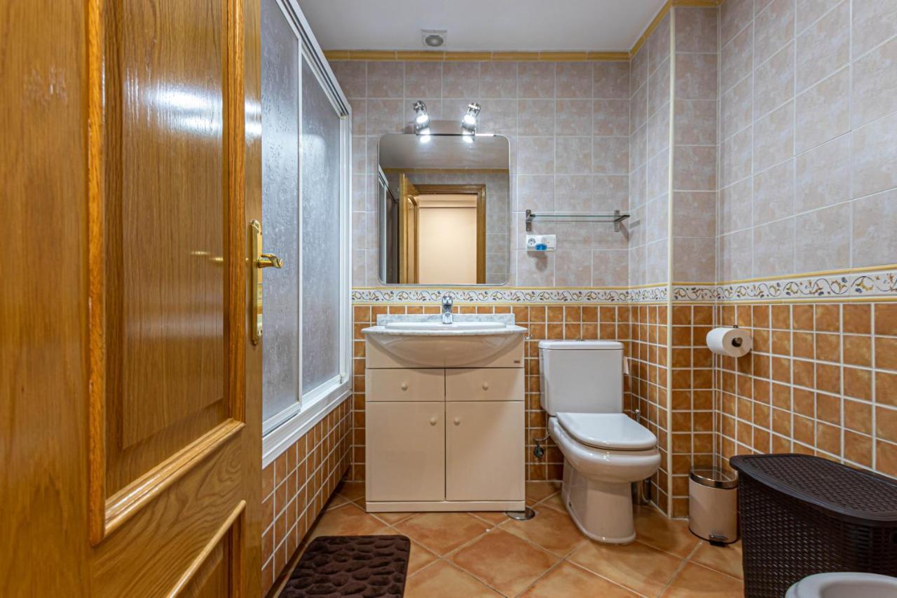 797 Holiday Rentals- Piso Con Amplia Terraza A Solo 1 Min De La Playa Беналмадена Екстериор снимка
