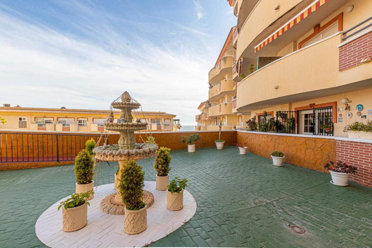 797 Holiday Rentals- Piso Con Amplia Terraza A Solo 1 Min De La Playa Беналмадена Екстериор снимка